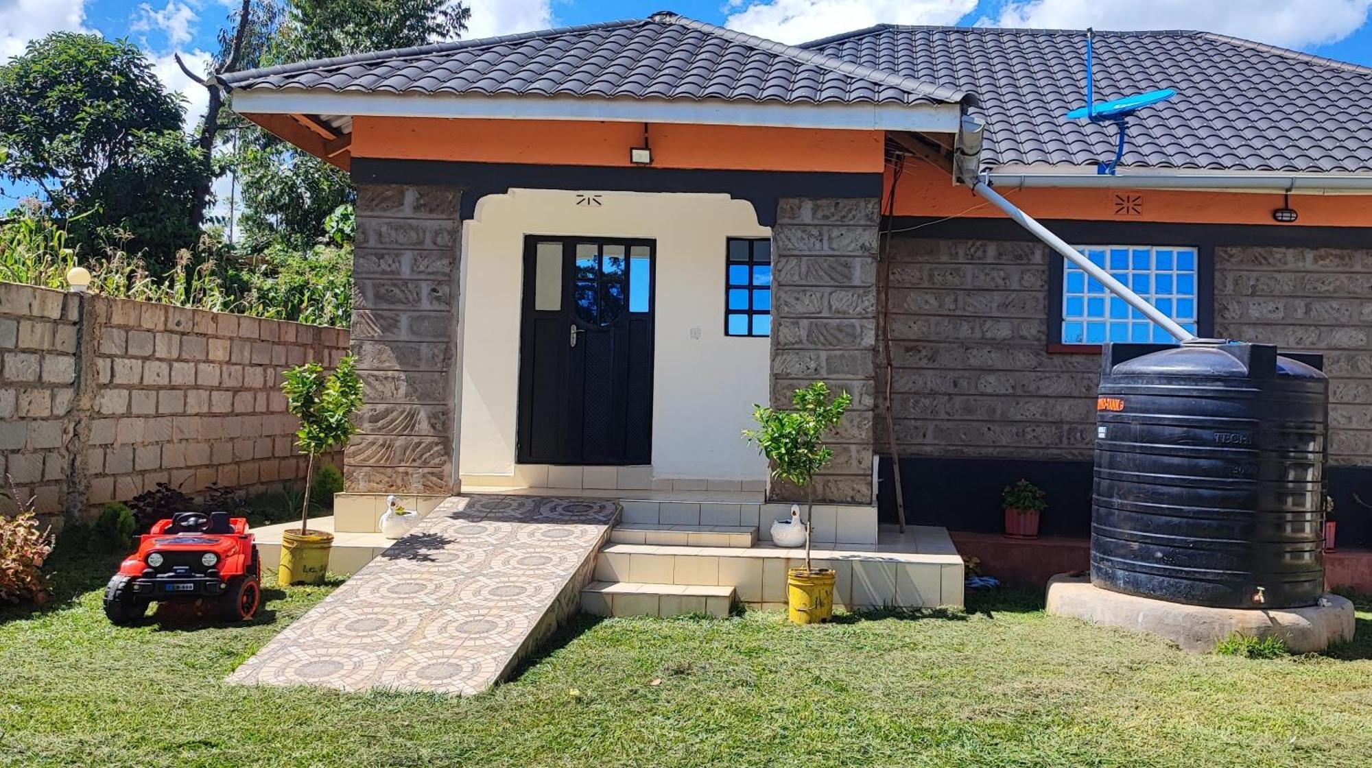 Camp-Flo 3Br Guest House-Eldoret Exterior foto